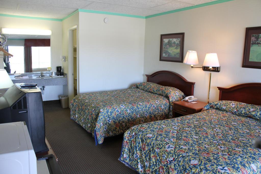 Econo Lodge Charlotte Airport Area Exterior photo